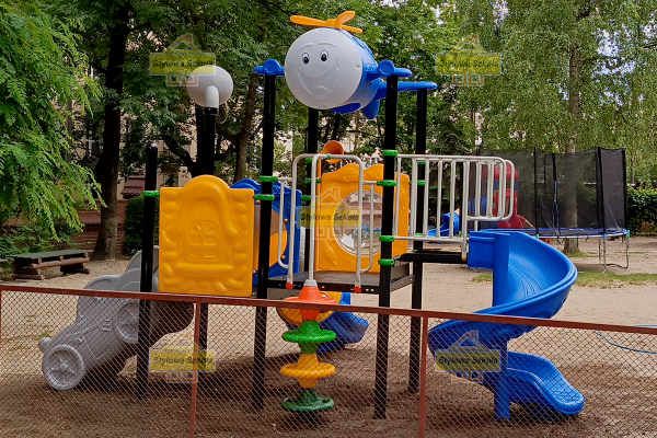 plac zabaw, plac zabaw przedszkolny, place zabaw do przedszkoli, place zabaw z certyfikatem, plac zabaw metalowy, place zabaw producent, plac zabaw z certyfikatem, plac zabaw samolot 02
