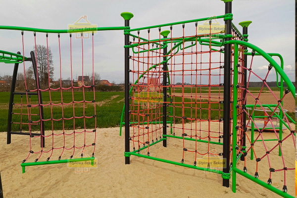 place zabaw sprawnościowy, street workout, sprawnościowy plac zabaw, plac zabaw do ćwiczeń, plac zabaw z drążkami, place zabaw sprawnościowe, drabinki sprawnościowe, street workout place, Plac street