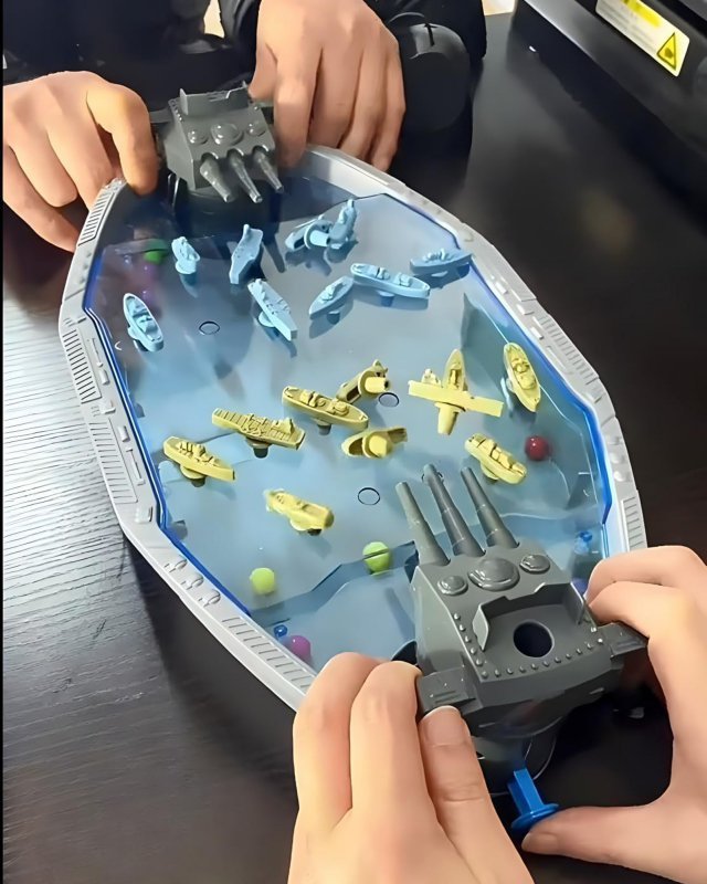 WOOPIE Gra Zręcznościowa "Bitwa Morska" Statki 3D Wyrzutnia Kulek