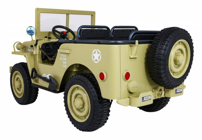 Autko Wojskowe Retro dla 3 dzieci Matcha 4x4
