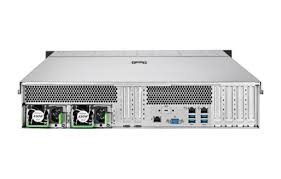 Fujitsu Serwer RX2520M5 1x4208 1x16GB 2x1Gb DVD-RW 1x450W 3YOS VFY:R2525SX070PL
