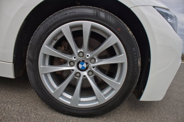 BMW Seria 3 F30 2.0 320i xDrive Steptronic 