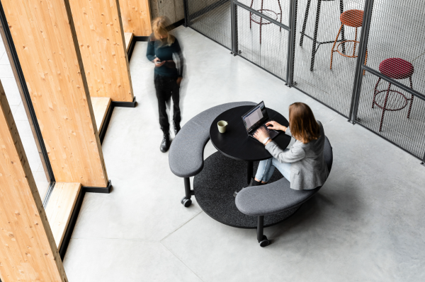 PICNIX - MOBILNY STOLIK