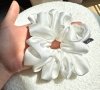 Scrunchie Gumka do włosów WHITE rozmiar medium