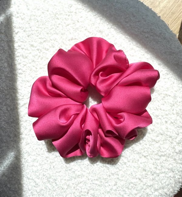 Scrunchie Gumka do włosów medium  MAGNETA 
