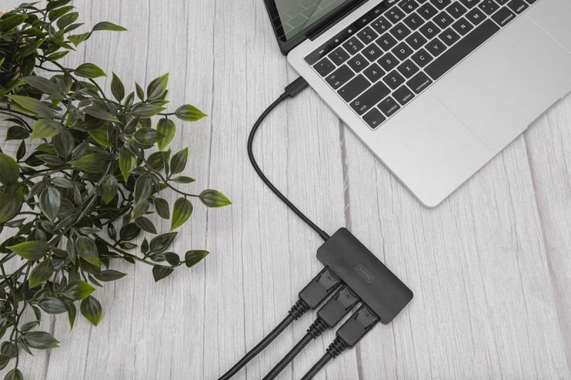 Digitus Hub^Koncentrator 3-portowy USB Typ C^3x DisplayPort 4K^60Hz HDR HDCP 2.2 MST