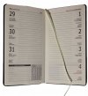 Kalendarz książkowy 2023 A6 tygodniowy papier chamois oprawa NEBRASKA LUX CZERWONA Z WYTŁOCZONĄ PERSONALIZACJĄ