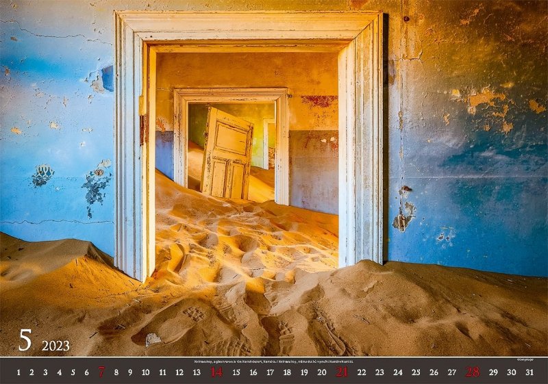 Kalendarz ścienny wieloplanszowy Urbex Forgotten Places 2023 - exclusive edition - maj 2023