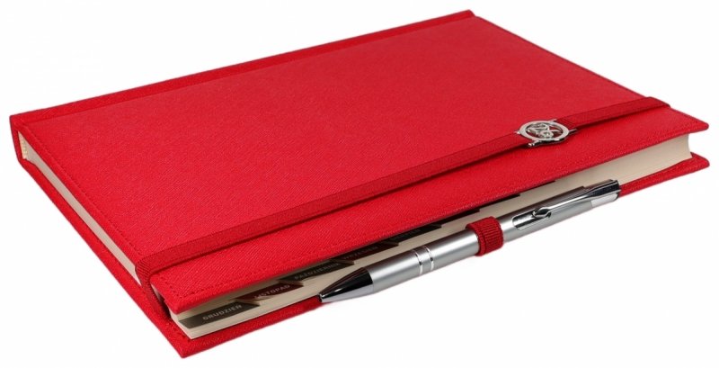 Kalendarz książkowy 2026 A4 dzienny papier chamois wycinane registry oprawa z zamykaniem na gumkę i mocowaniem na długopis ROSSA VIU czerwona Z NADRUKIEM LOGO