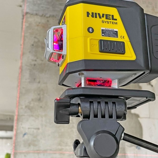 Nivel System CL3R to wielozadaniowy laser krzyżowy 3D