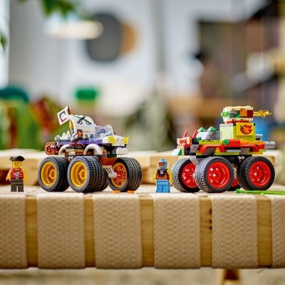 Zestaw Prezent LEGO CITY 60397 Wyścig Monster Truckami 301 Klocki 6+ Torba