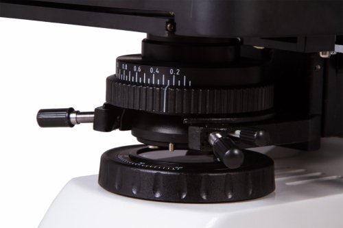 Trójokularowy mikroskop cyfrowy Levenhuk MED D30T LCD
