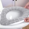 miękki szary pokrowiec na deskę wc