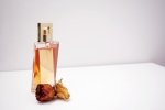 Jakie perfumy damskie wybrać na lato?