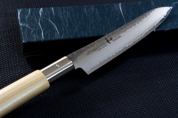 Nóż uniwersalny 14cm Nagomi Shiro