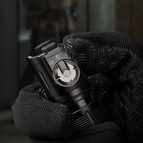 Latarka LED Fenix TK25R