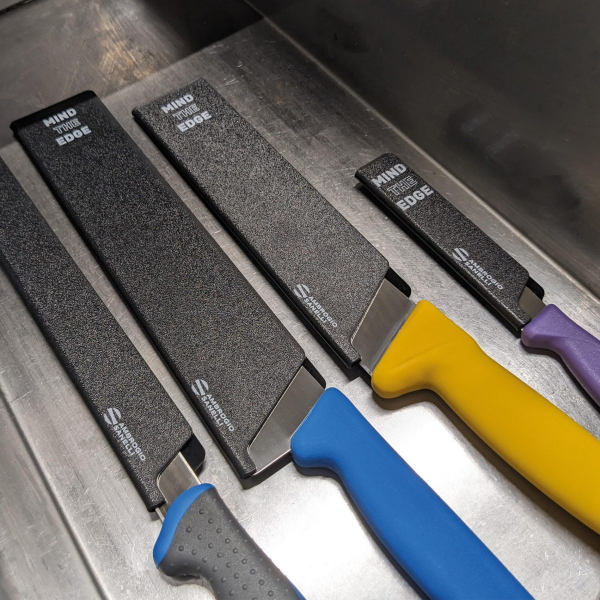 Ochraniacz na nóż 31 × 3,2 cm Ambrogio Sanelli Mind The Edge – A1935000