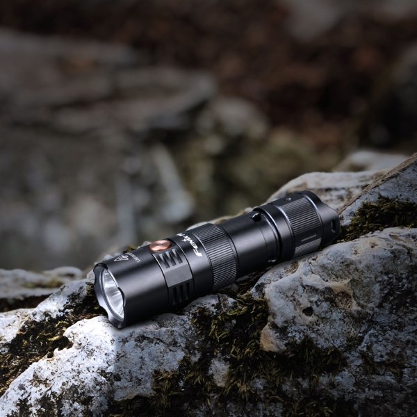 Latarka Diodowa Fenix Pd25r