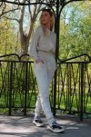 Goldenia Beige/Beżowy welurowy komplet dresowy zapinany na zamek Merribel rozmiar - S