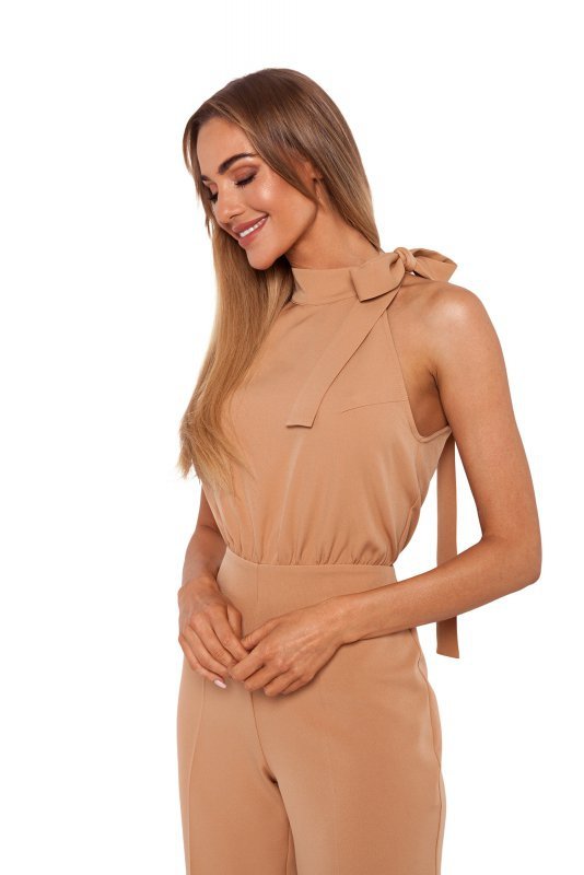 Moe M746 Kombinezon halter neck - karmelowy