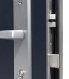 WIKĘD Drzwi Zewnętrzne Premium  54 mm grubości Wzór 26D Orzech