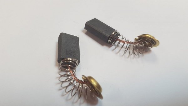 Szczotki węglowe CB304 5x11x16,5