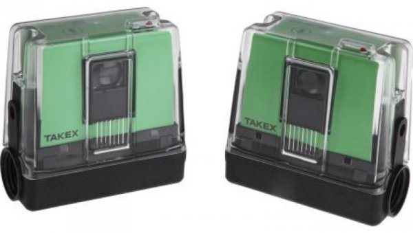 Czujniki fotoelektryczne z wyjściem przekaźnikowym w obudowie prostokątnej zakres 10 m IP66