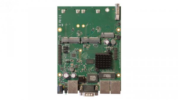 Router 3x RJ45 1000Mb/s, 2x miniPCI-e, 1x USB, 1x microSD, 1x M.2 MikroTik RBM33G