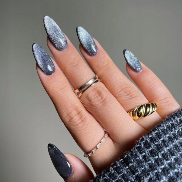 Magnetyzer czarny do lakieru hybrydowego Kocie oko