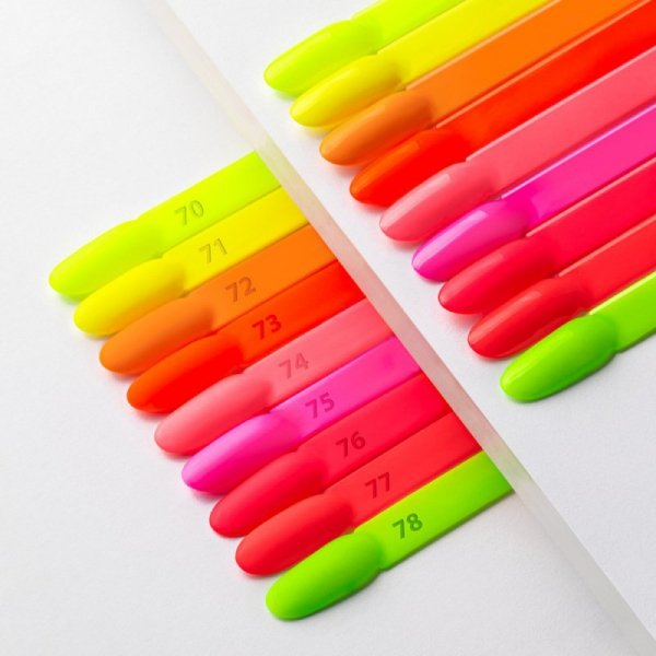 Lakier hybrydowy Molly Nails Neons Yellow Light HEMA/Di-HEMA Free 8g Nr 71