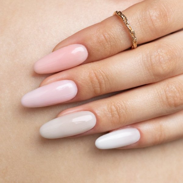 Lakier hybrydowy Molly Nails French Manicure Delicate Brown HEMA/Di-HEMA Free 8g Nr 132