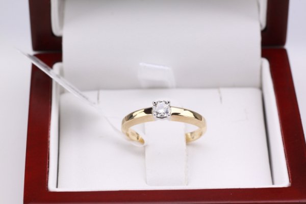 Pierścionek Złoto Diament PXD1827