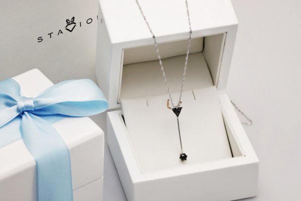 Wisiorek Złoto Diament WBD1593B