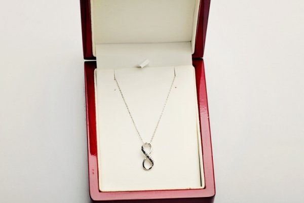 Wisiorek Złoto Diament WBD3890