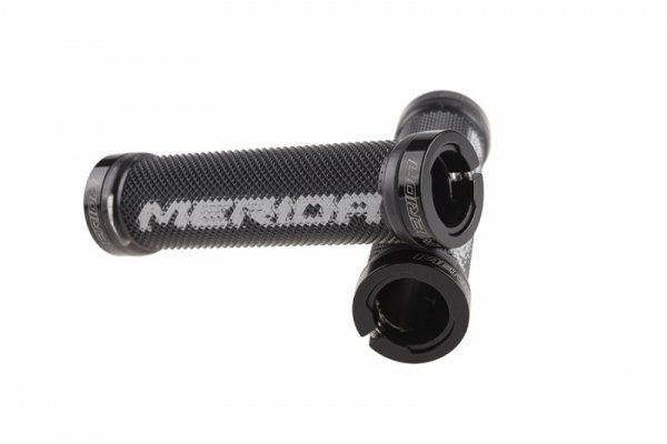 Chwyty kierownicy Merida 2 pierścienie guma GP-MD015 biały napis 130mm
