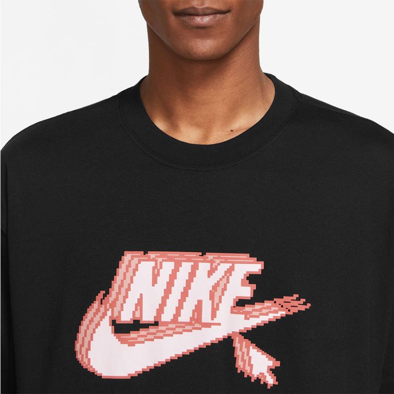 T-Shirt Nike  Sportswear FD1296-010 czarny M