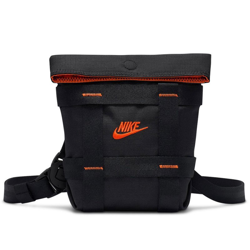 Saszetka Nike Sportswear HF8106-010 czarny one size