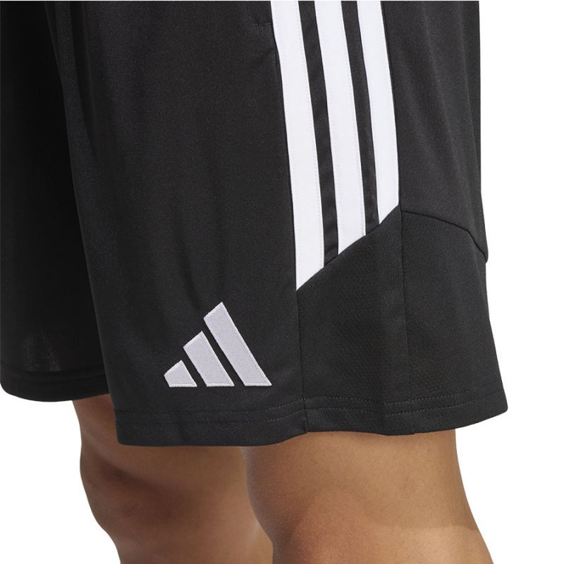 Spodenki adidas TIRO 26 Training Short JY9719 czarny XL