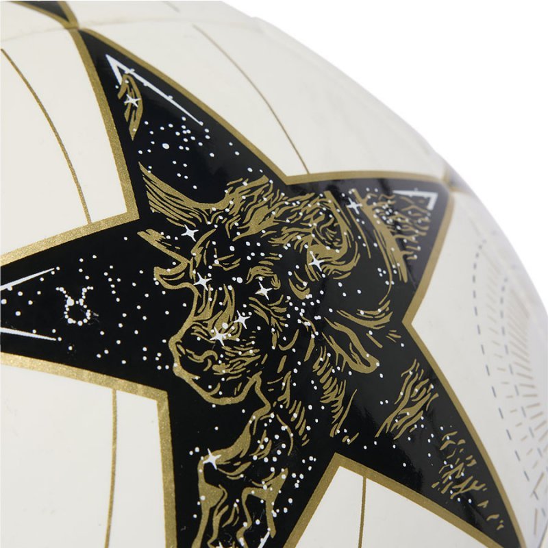 Piłka adidas UCL Real Madryt Club KC0996 biały 5