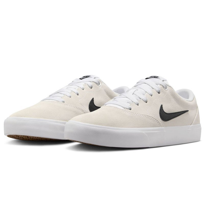 Buty Nike Charge Suede IM4399-101 biały 40 1/2