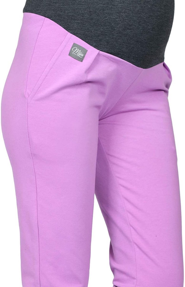 MijaCulture Wygodne spodnie dresowe ciążowe Coco M003 róż5