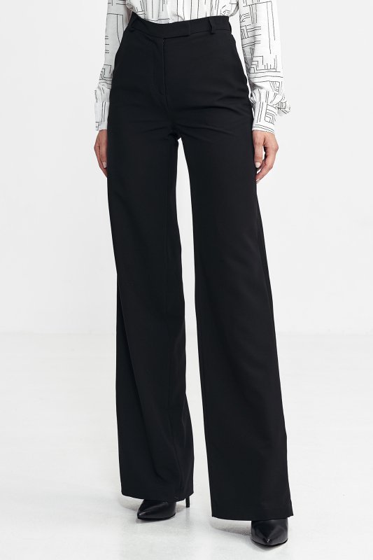 Nife Spodnie bootcut, z krytym guzikiem - czarny - SD101