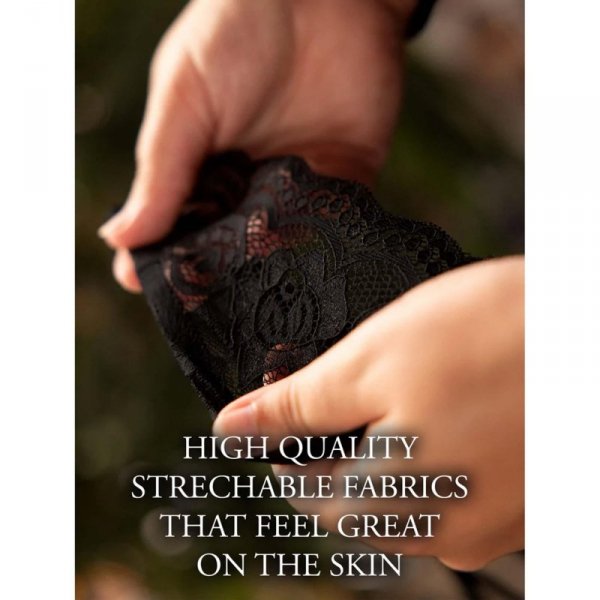 Le Désir Noel - Elastic Lace Garter with Golden Details - Plus Size