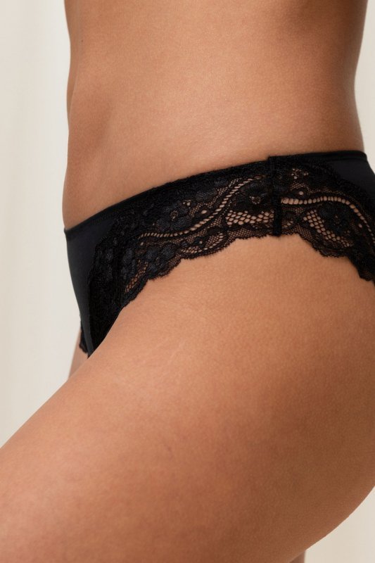 Triumph Figi Lovely Micro Tai czarne
