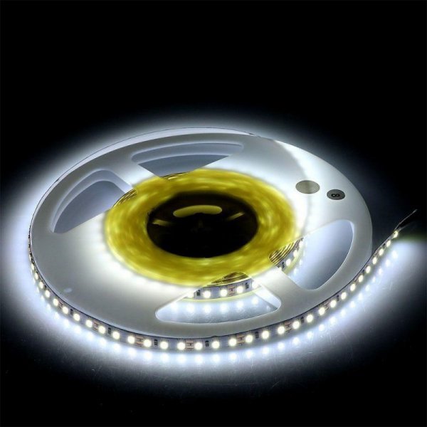 Taśma LED V-TAC SMD3528 600LED IP20 8W/m VT-3528 IP20 6500K 800lm