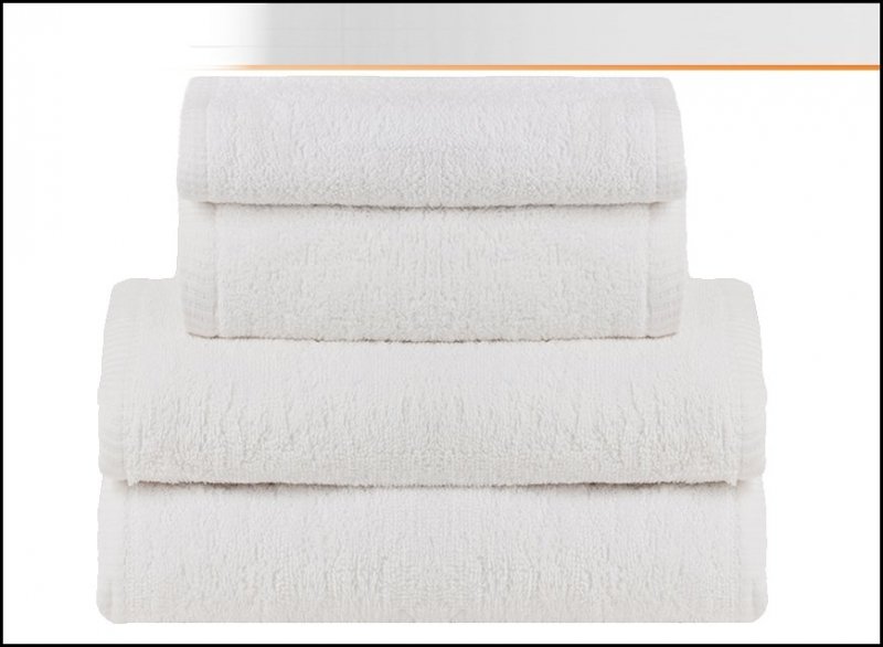 RĘCZNIK KĄPIELOWY FROTTE 70X140 cm 500G MODENA