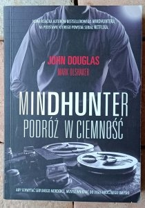 John Douglas • Mindhunter | Podróż w ciemność