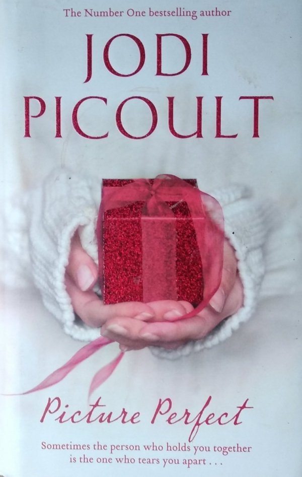 Jodi Picoult • Picture Perfect
