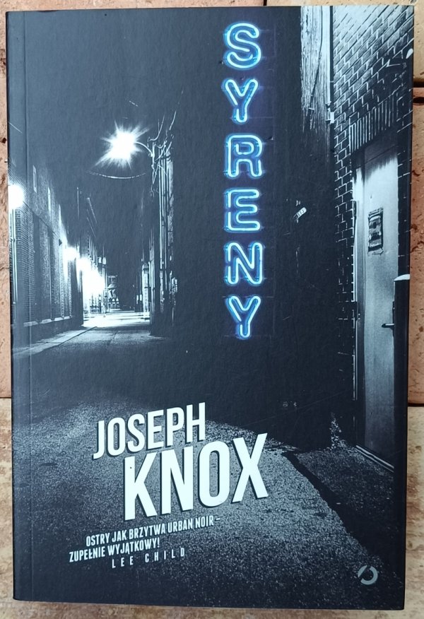 Joseph Knox  Syreny