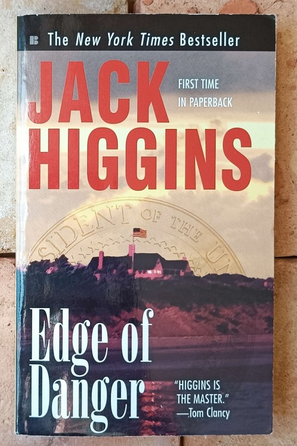 Jack Higgins Edge of Danger - okładka